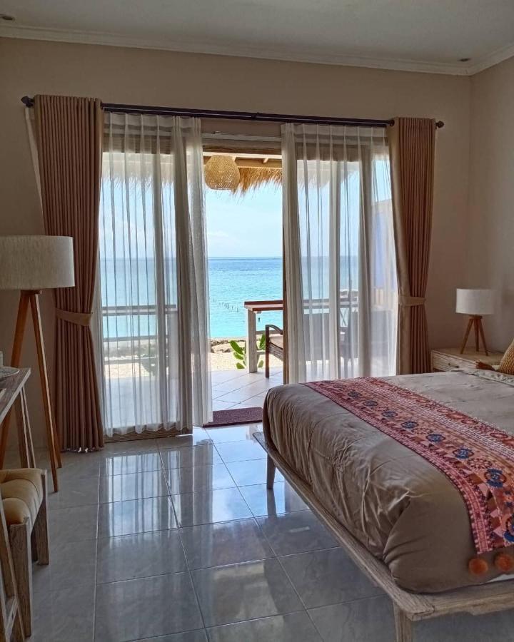 Vns Beachfront Guesthouse Ped Exterior photo